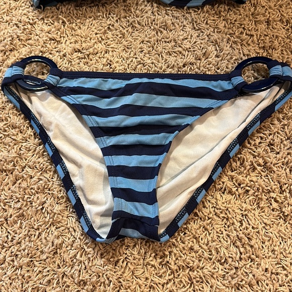 ❤️ Ella Moss Isla Bikini Bathing suit - Picture 2 of 7